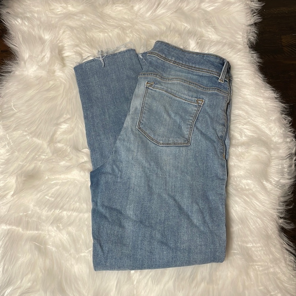 Women’s Cropped Skinny Jeans - button fly - size 6